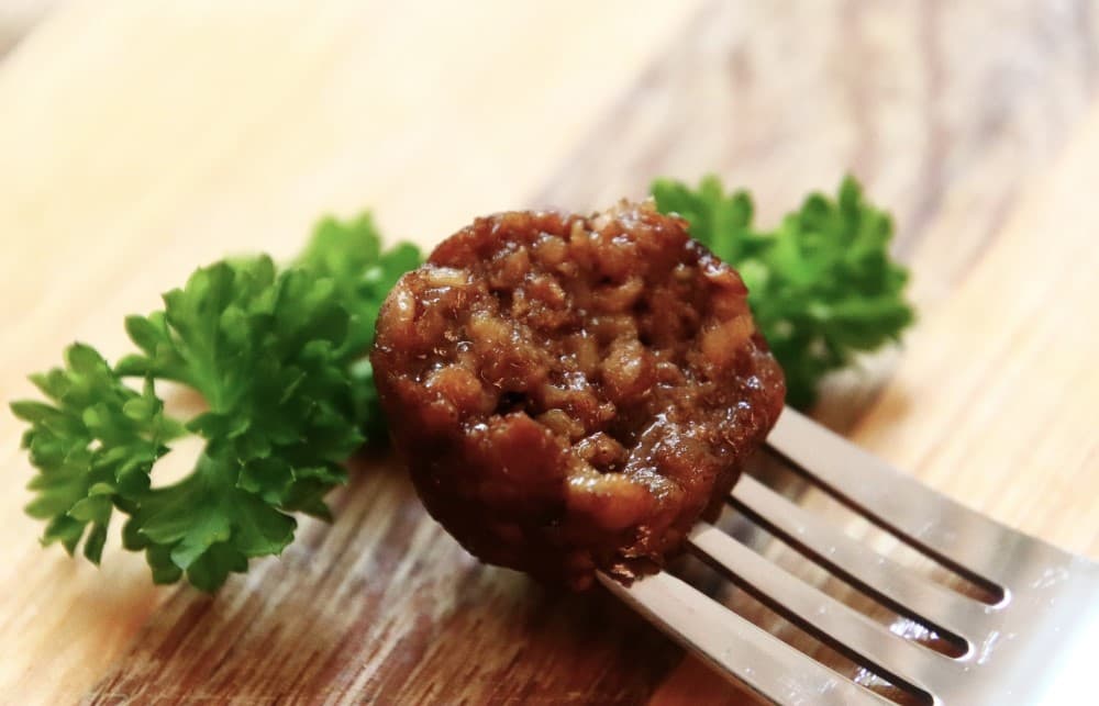 Plant-based meatball with Melt&amp;Marble beef fat