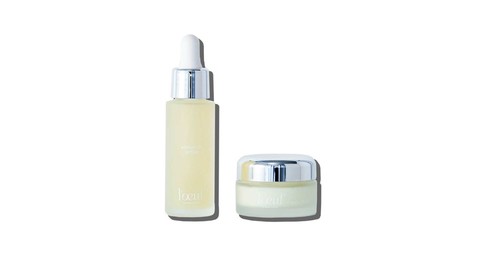 Products: l'oeuf advanced serum | booster serum (left), l'oeuf enrich cream | moisturizing cream (right).